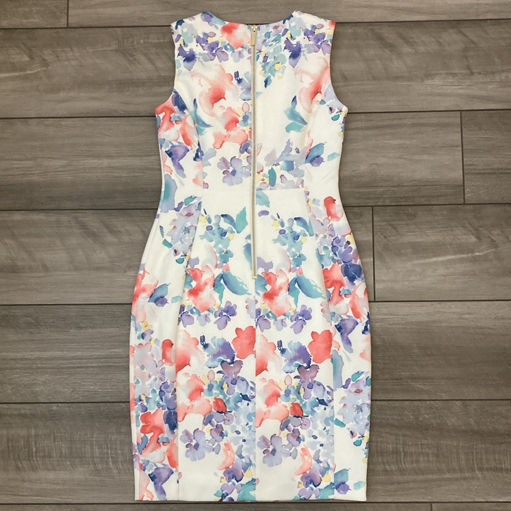 Calvin Klein Floral Form Fitting Dress - Picture 2 of 2